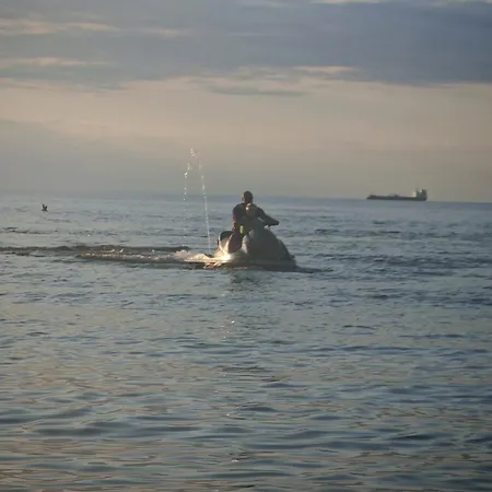 Marjonetka Na Wodzie * Swinoujscie